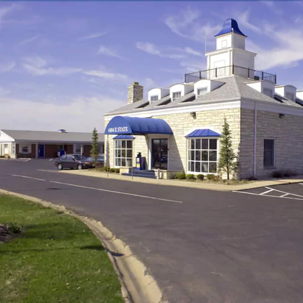 Alpine Inn & Suites Рокфорд Экстерьер фото